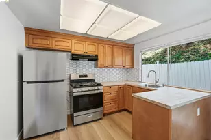 1072 View Dr, Richmond, CA 94803 - Photo 9