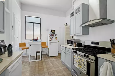 2654 Bush St, San Francisco, CA 94115 - Photo 61