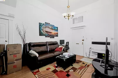 2654 Bush St, San Francisco, CA 94115 - Photo 53