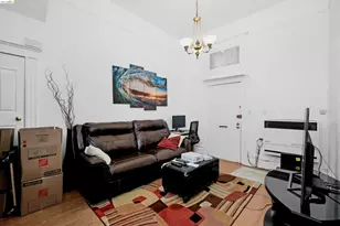 2654 Bush St, San Francisco, CA 94115 - Photo 53