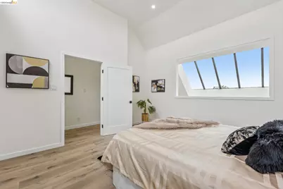 7 Embarcadero West #207, Oakland, CA 94607 - Photo 29