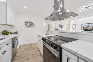 7 Embarcadero West, Oakland, CA 94607 - Photo 9