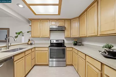 1100 Singingwood Ct. #2, Walnut Creek, CA 94595 - Photo 17