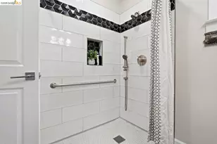 2840 Stanton St, Berkeley, CA 94702 - Photo 37