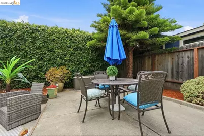2840 Stanton St, Berkeley, CA 94702 - Photo 43