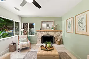 54 Lakeview Dr, Bay Point, CA 94565 - Photo 5