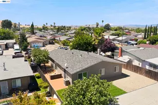 54 Lakeview Dr, Bay Point, CA 94565 - Photo 43