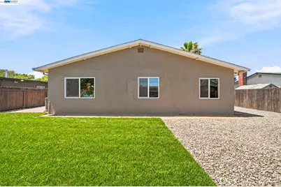 54 Lakeview Drive, Bay Point, CA 94565 - Photo 37