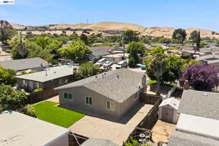 54 Lakeview Dr, Bay Point, CA 94565 - Photo 41