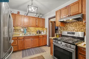 1110 Laurel Ave, Pittsburg, CA 94565 - Photo 9