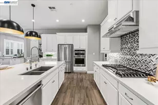 2730 Mount Dana Dr, Dublin, CA 94568 - Photo 11