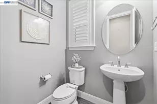 2730 Mount Dana Dr, Dublin, CA 94568 - Photo 15