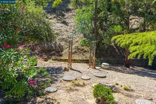 4050 St Marys St, Martinez, CA 94553 - Photo 23