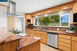 4050 St Marys St, Martinez, CA 94553 - Photo 7