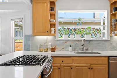 1730 Lincoln Ave, Alameda, CA 94501 - Photo 27