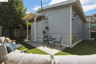 2081 Bonar St, Berkeley, CA 94702 - Photo 31