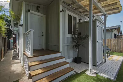 2081 Bonar St, Berkeley, CA 94702 - Photo 31