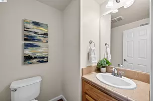 4311 Clarinbridge Cir, Dublin, CA 94568 - Photo 17
