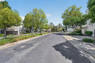 4311 Clarinbridge Cir, Dublin, CA 94568 - Photo 29
