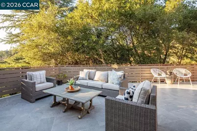 200 Longview Ter, Orinda, CA 94563 - Photo 29