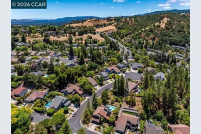 5633 Mount Hood Ct, Martinez, CA 94553 - Photo 59