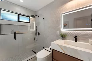 1131 Ruth Dr, San Jose, CA 95125 - Photo 27