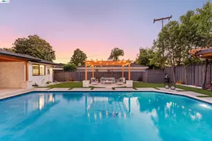 1131 Ruth Dr, San Jose, CA 95125 - Photo 45