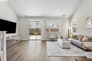 4352 Vanguard Dr, Modesto, CA 95356 - Photo 15