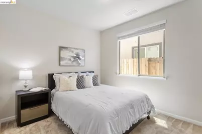 4352 Vanguard Dr, Modesto, CA 95356 - Photo 5