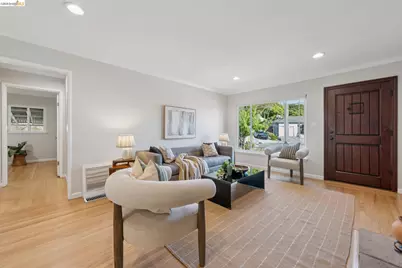 1036 Spring Ct, Hayward, CA 94542 - Photo 5
