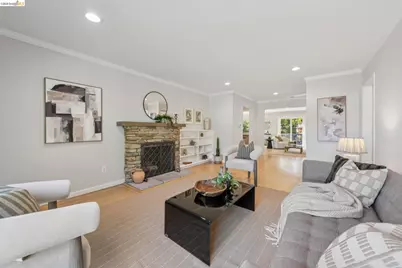 1036 Spring Ct, Hayward, CA 94542 - Photo 7