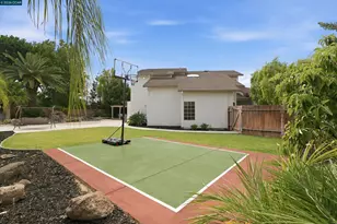 1806 Locke Ct, Oakley, CA 94561 - Photo 45
