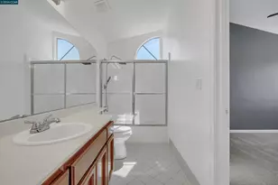 1806 Locke Ct, Oakley, CA 94561 - Photo 35
