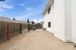 1806 Locke Ct, Oakley, CA 94561 - Photo 39