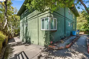1730 Highland Pl, Berkeley, CA 94709 - Photo 37