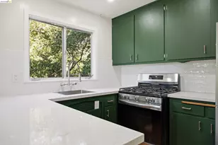 1730 Highland Pl, Berkeley, CA 94709 - Photo 21