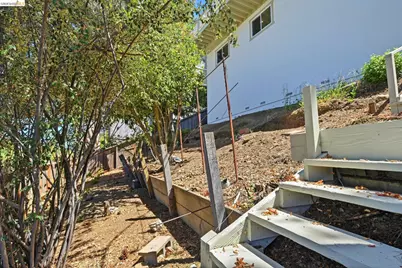 235 Toledo Ct, Vallejo, CA 94591 - Photo 45