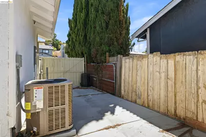 235 Toledo Ct, Vallejo, CA 94591 - Photo 43