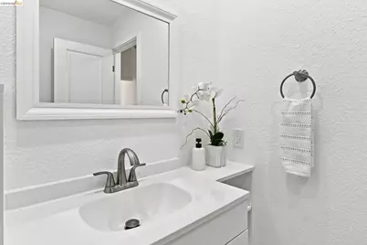 235 Toledo Ct, Vallejo, CA 94591 - Photo 29
