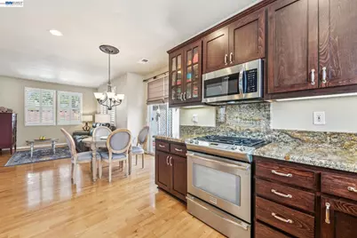 3158 Persimmon Cir, Pleasanton, CA 94588 - Photo 17