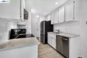 6292 Joaquin Murieta Ave, Newark, CA 94560 - Photo 5