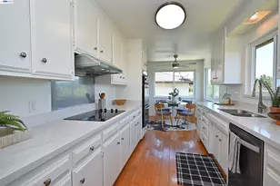 21714 ShadySpring Rd, Castro Valley, CA 94546 - Photo 15