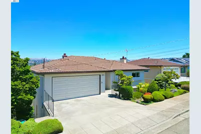 21714 Shadyspring Rd, Castro Valley, CA 94546 - Photo 3