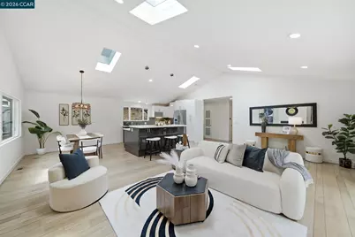 9 Easton Ct, Orinda, CA 94563 - Photo 7