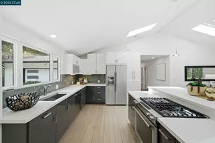 9 Easton Ct, Orinda, CA 94563 - Photo 13
