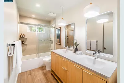 105 Hillcroft, Walnut Creek, CA 94597 - Photo 31