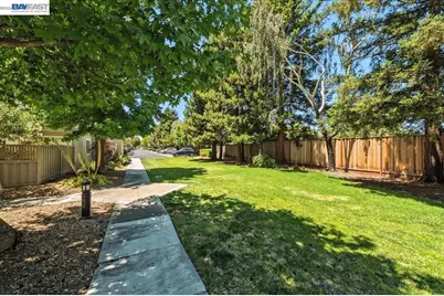 67 Mirabelli Cir, San Jose, CA 95134 - Photo 5