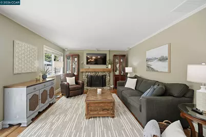 139 Mt Everest Ct, Clayton, CA 94517 - Photo 15