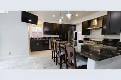 9223 Camden Lake Way, Elk Grove, CA 95624 - Photo 11