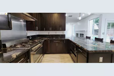 9223 Camden Lake Way, Elk Grove, CA 95624 - Photo 13